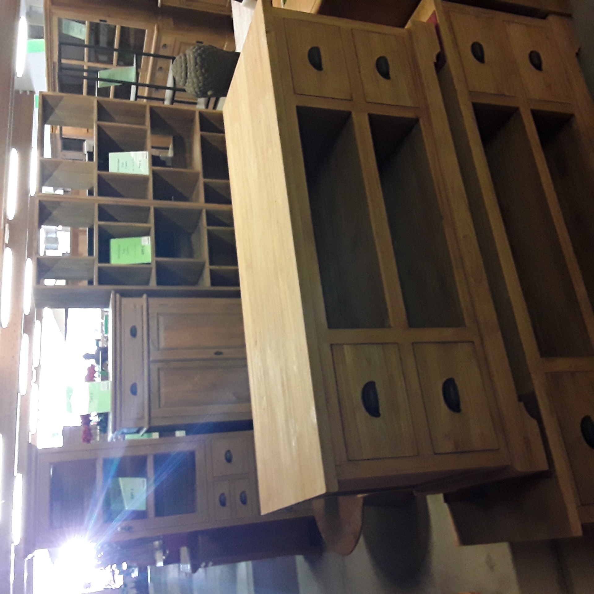 <p>Meuble Tv Teck BLO-TV09<br />L 145 x P 55 x H 60 Cm<br />699,00 € T.T.C<br /><a href="/Article/4707?type=neuf" style="color:white;" target="_blank">Lien vers l'article</a></p>