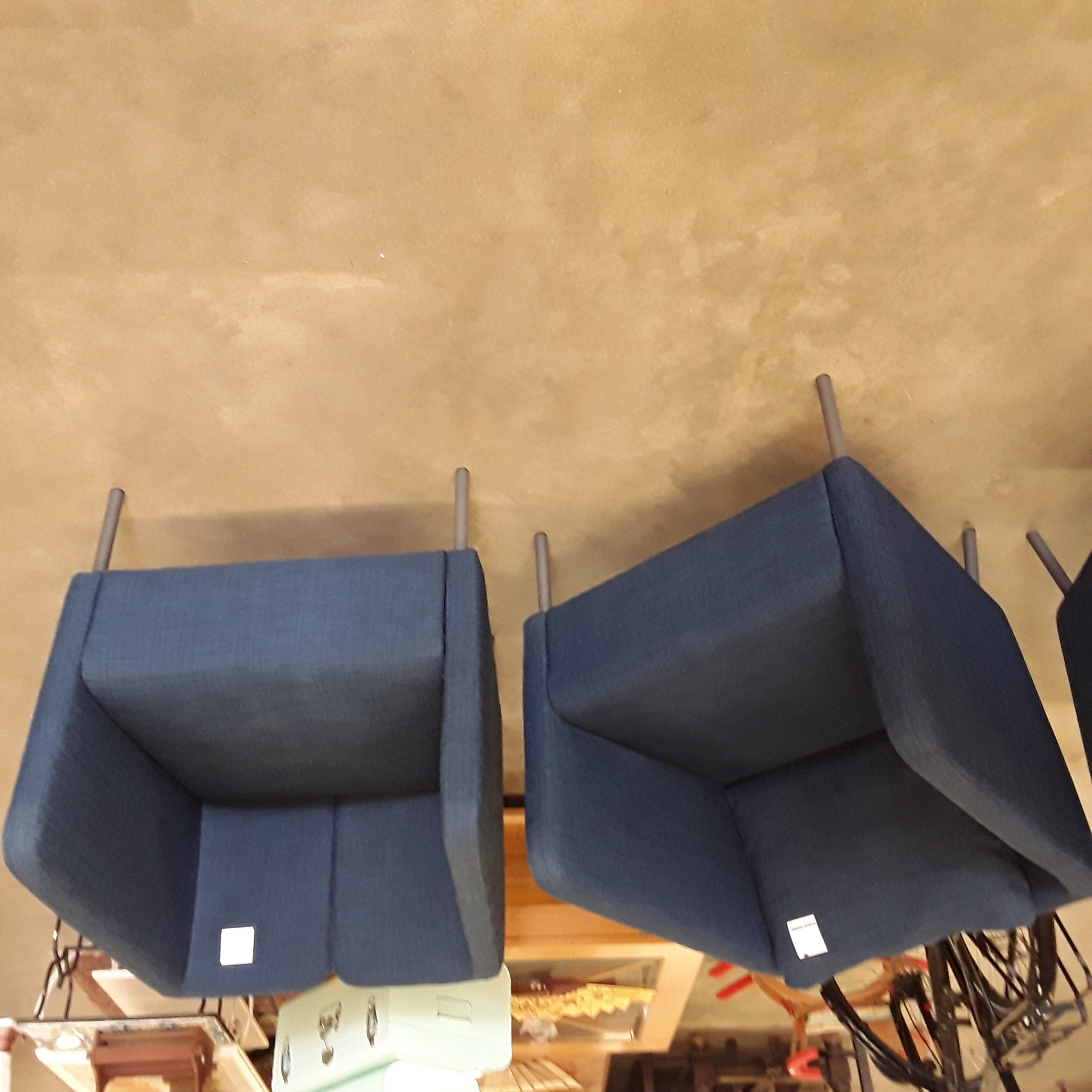 <p>Fauteuil 1 place Ikea <br />48,00 € T.T.C<br /><a href="/Article/121972?type=depose" style="color:white;" target="_blank">Lien vers l&#39;article</a></p>