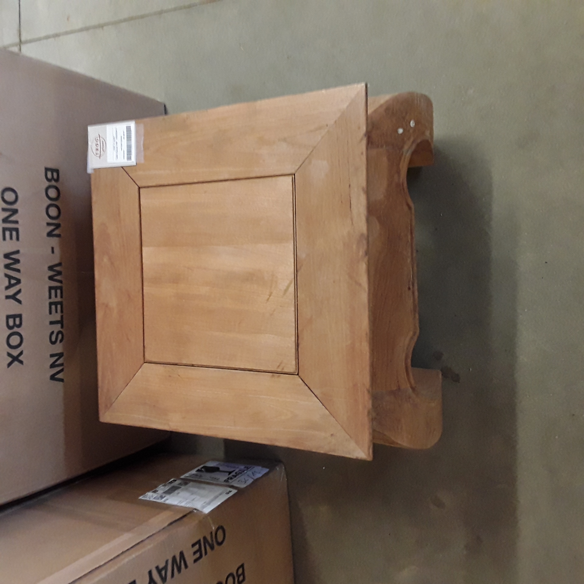 <p>Table Opium PM   50x50xH 35cm<br />40,00 € T.T.C<br /><a href="/Article/123542?type=depose" style="color:white;" target="_blank">Lien vers l'article</a></p>