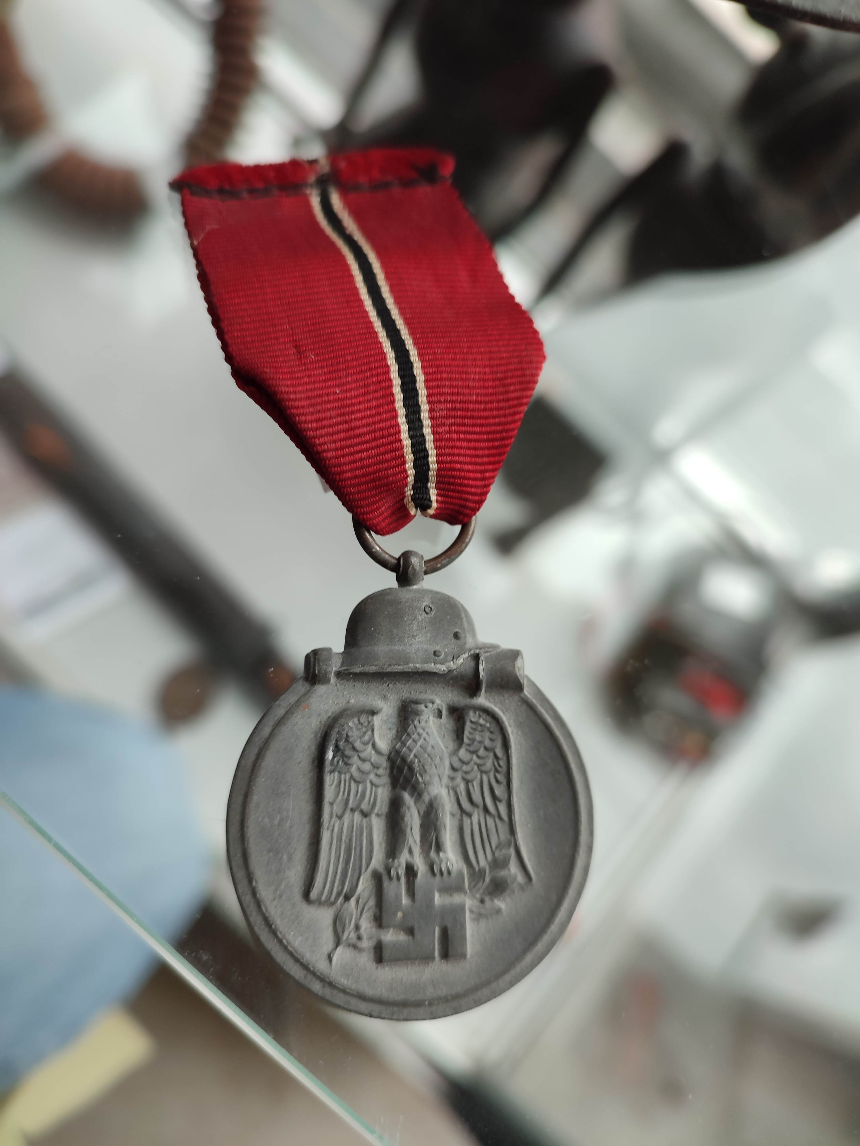 <p>Médaille Winterschacht<br />Mosten 1941/42<br />35,00 € T.T.C<br /><a href="/Article/112769?type=depose" style="color:white;" target="_blank">Lien vers l&#39;article</a></p>