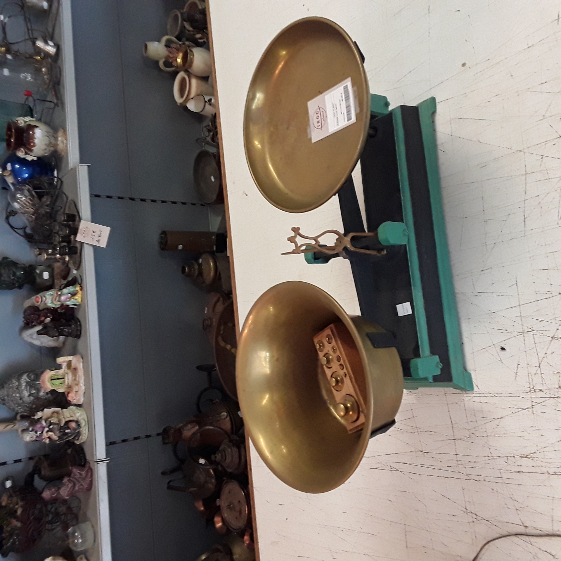 <p>Balance avec poids<br />30,00 € T.T.C<br /><a href="/Article/123357?type=depose" style="color:white;" target="_blank">Lien vers l'article</a></p>