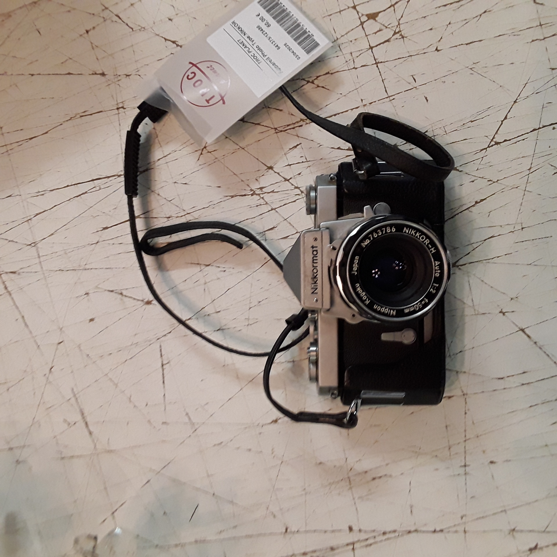 <p>Appareil Photo Type:NIKKORMAT<br />60,00 € T.T.C<br /><a href="/Article/123486?type=depose" style="color:white;" target="_blank">Lien vers l'article</a></p>