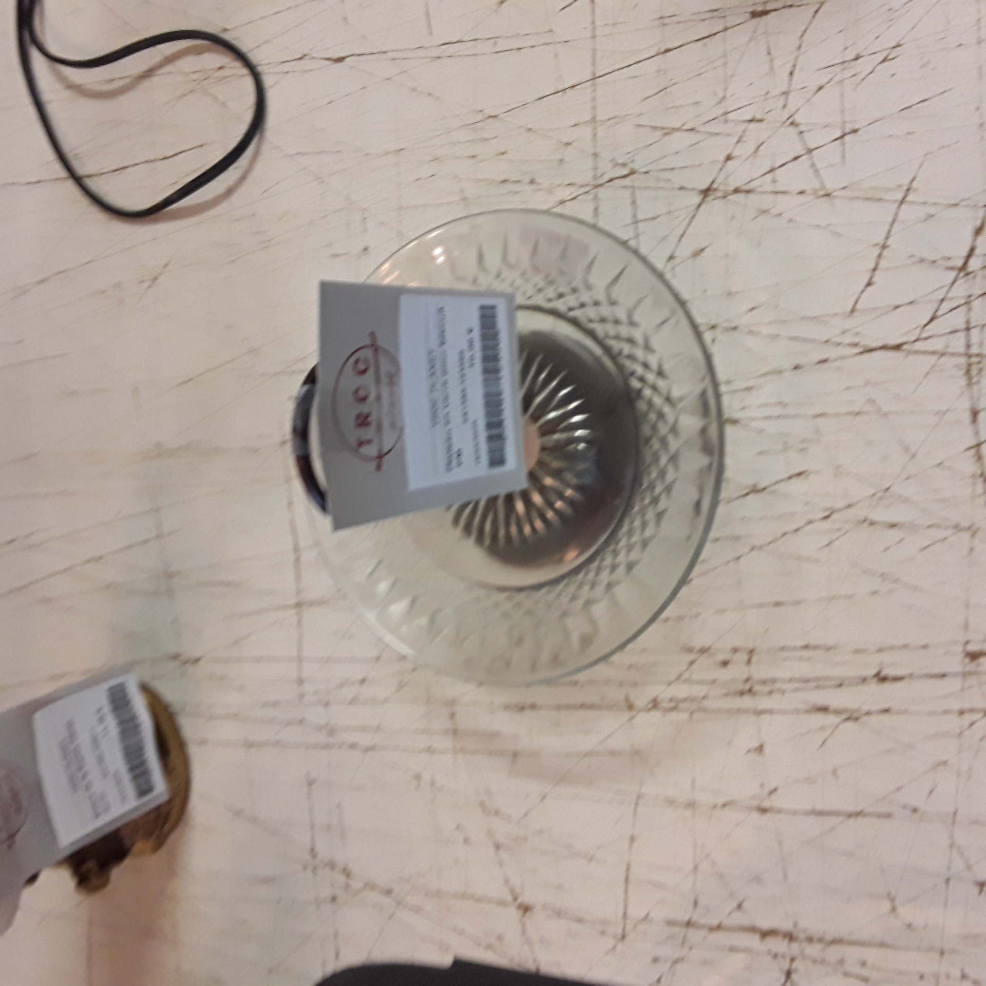 <p>Plateau en verre pour biscuit <br /> PM<br />10,00 € T.T.C<br /><a href="/Article/123566?type=depose" style="color:white;" target="_blank">Lien vers l'article</a></p>