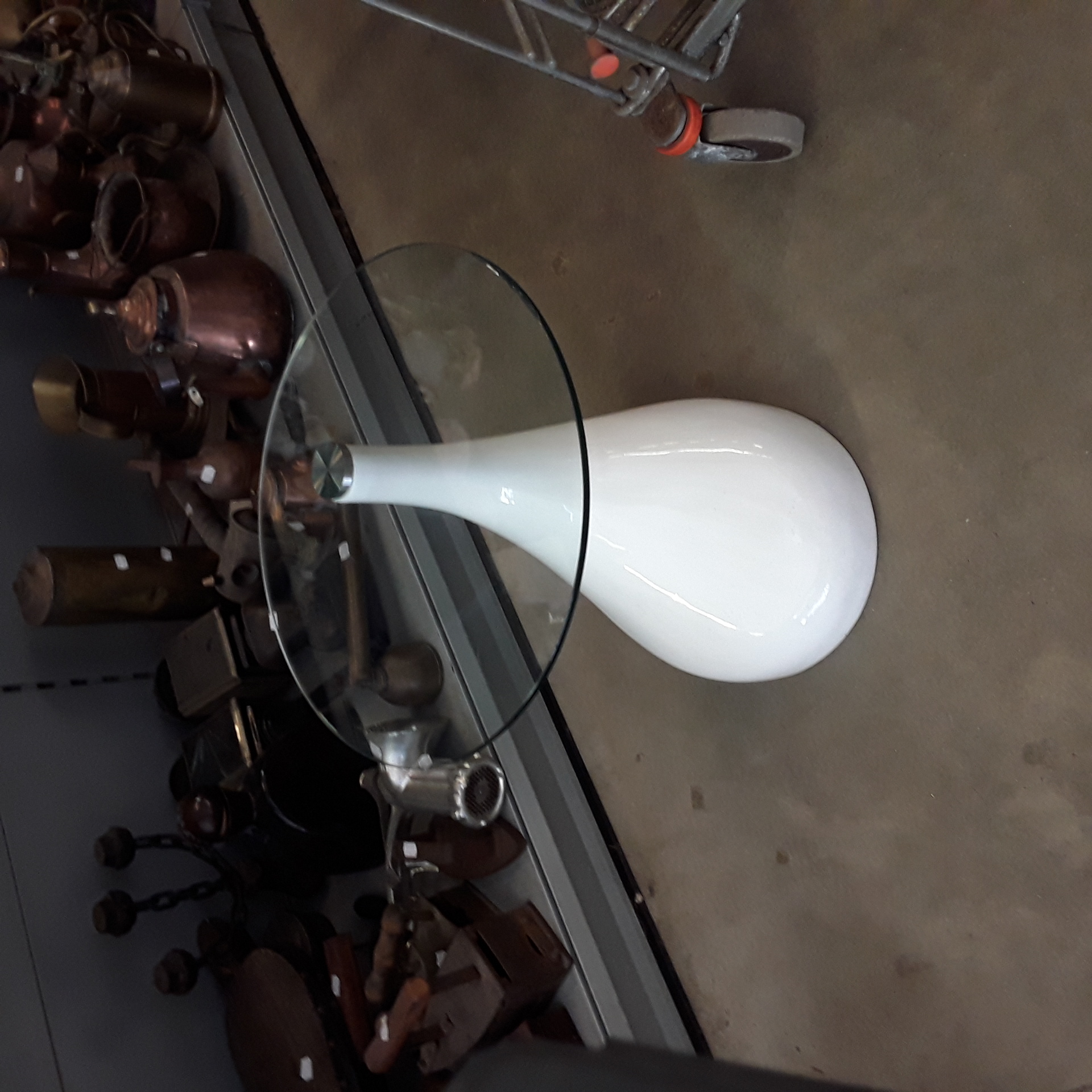 <p>Table Moderne PM  Rond<br />+ verre<br />40,00 € T.T.C<br /><a href="/Article/124308?type=depose" style="color:white;" target="_blank">Lien vers l'article</a></p>