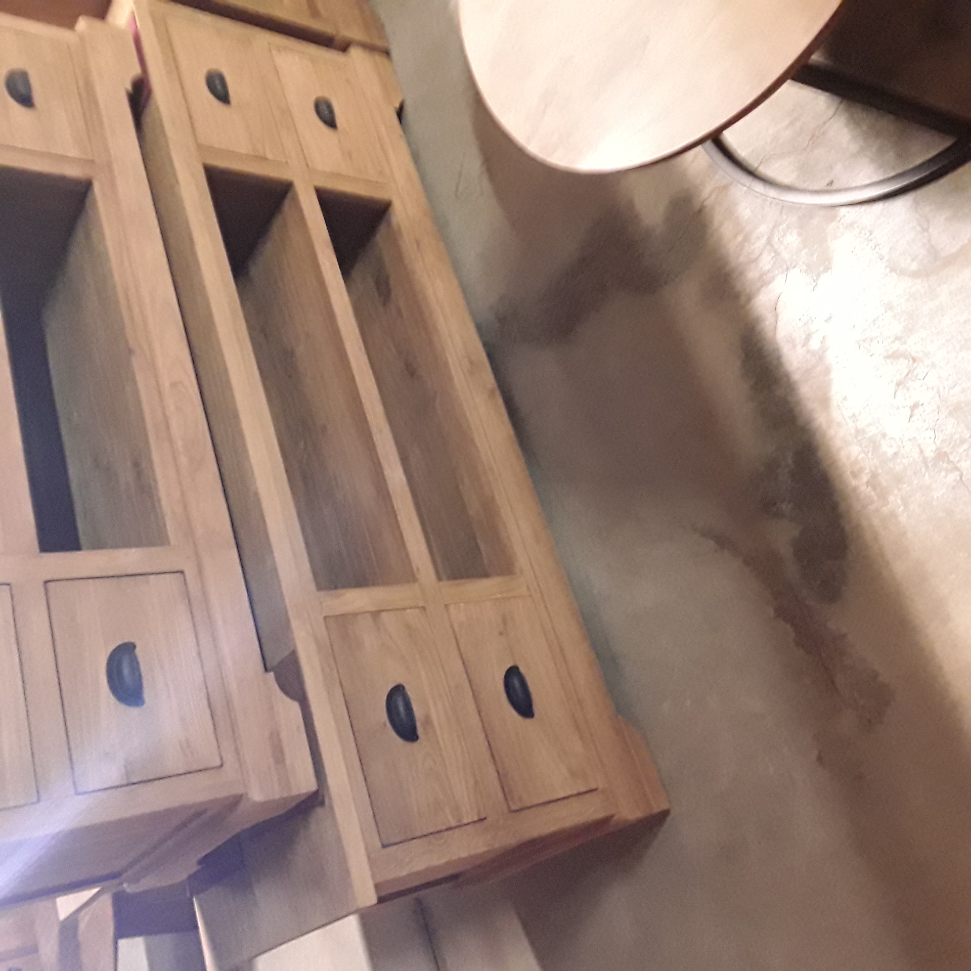 <p>Meuble Tv Teck BLO-TV09L<br />L 175 x P 55 x H 60 Cm<br />799,00 € T.T.C<br /><a href="/Article/4708?type=neuf" style="color:white;" target="_blank">Lien vers l'article</a></p>