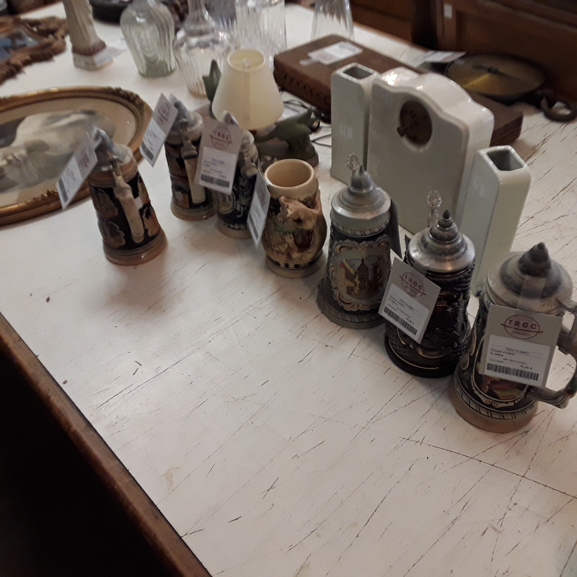 <p>Chope à bière<br />la pièce <br />10,00 € T.T.C<br /><a href="/Article/123121?type=depose" style="color:white;" target="_blank">Lien vers l'article</a></p>