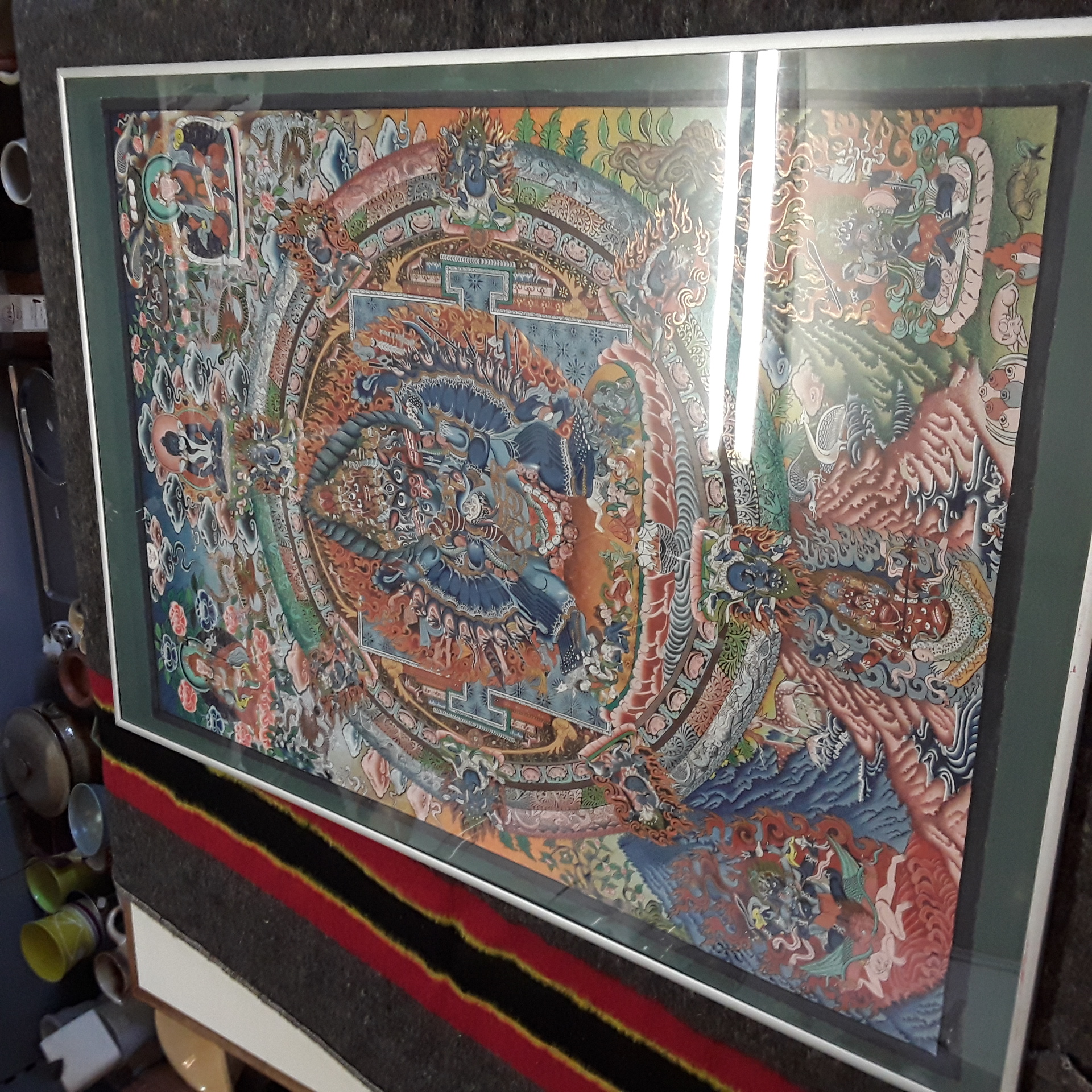 <p>Toile THANGKA<br />90,00 € T.T.C<br /><a href="/Article/123694?type=depose" style="color:white;" target="_blank">Lien vers l'article</a></p>