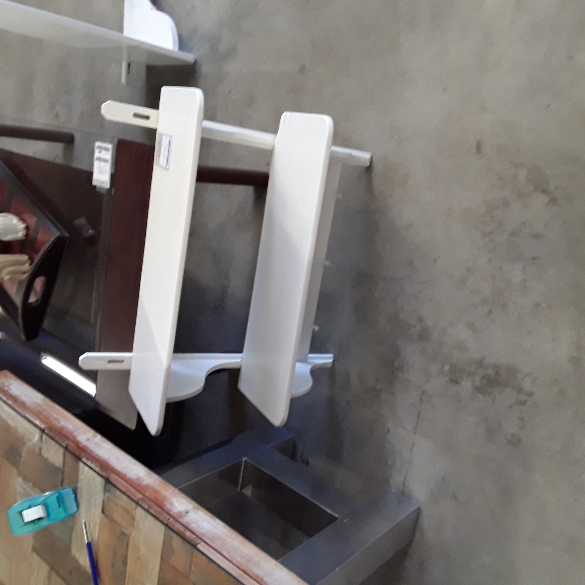 <p>Archelle blanche <br />3 crochets<br />20,00 € T.T.C<br /><a href="/Article/123540?type=depose" style="color:white;" target="_blank">Lien vers l'article</a></p>