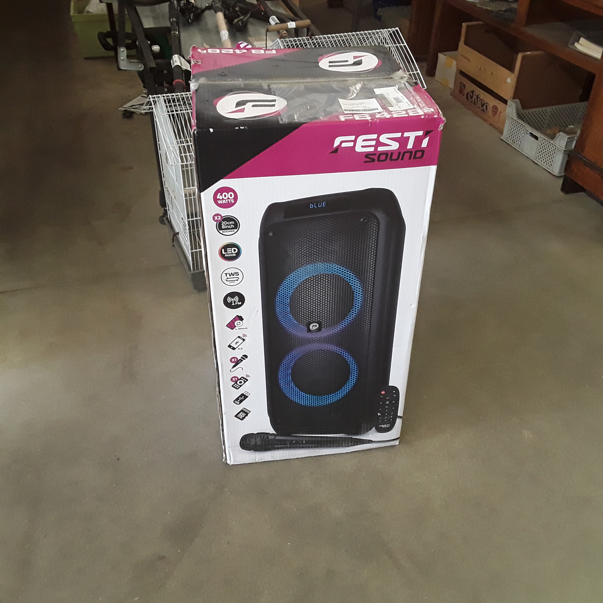 <p>Festi FB428 400 W<br />99,00 € T.T.C<br /><a href="/Article/121868?type=depose" style="color:white;" target="_blank">Lien vers l&#39;article</a></p>