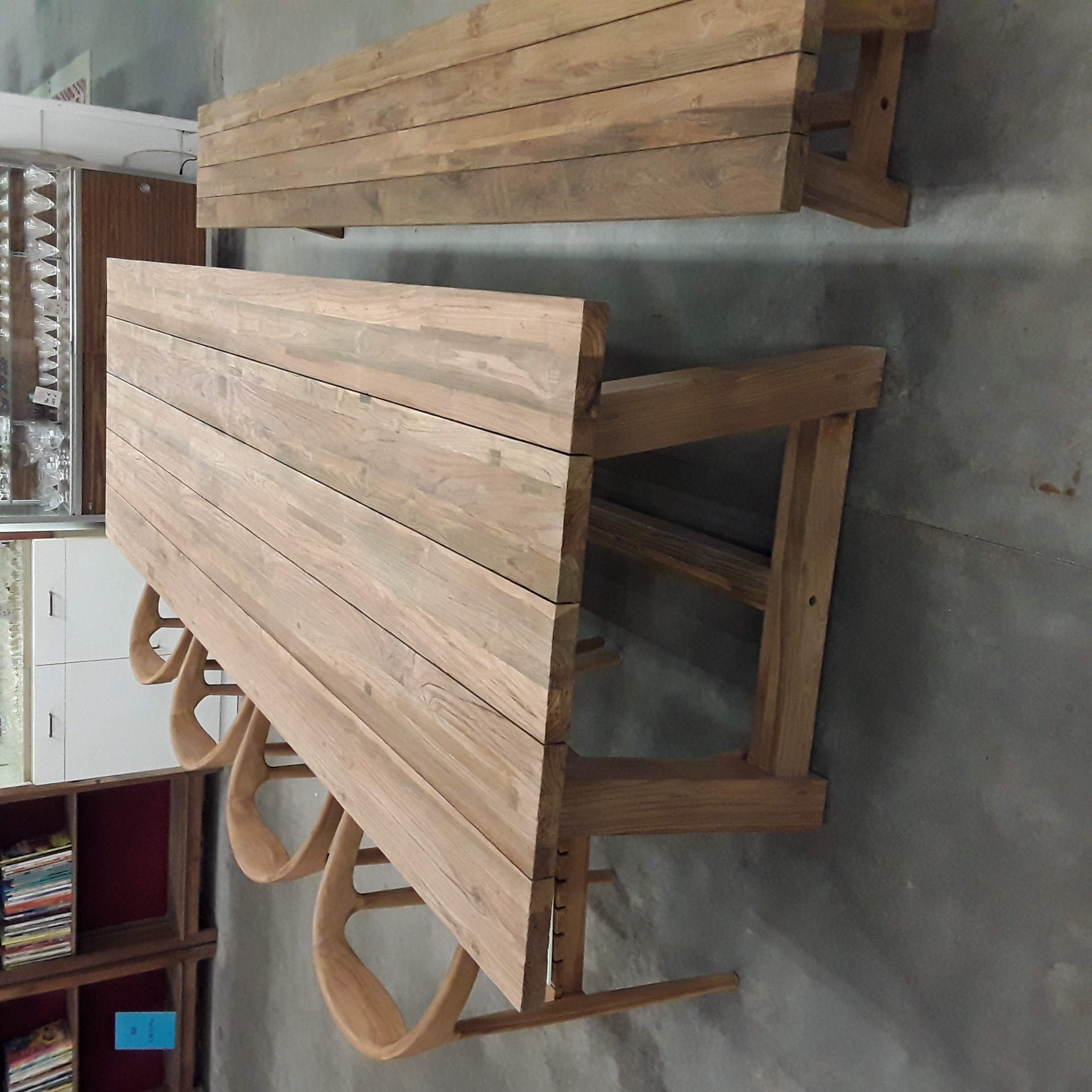 <p>Table Ceram Teck<br />100 x 320 Cm AGTFCE320<br />1 799,00 € T.T.C<br /><a href="/Article/4687?type=neuf" style="color:white;" target="_blank">Lien vers l'article</a></p>