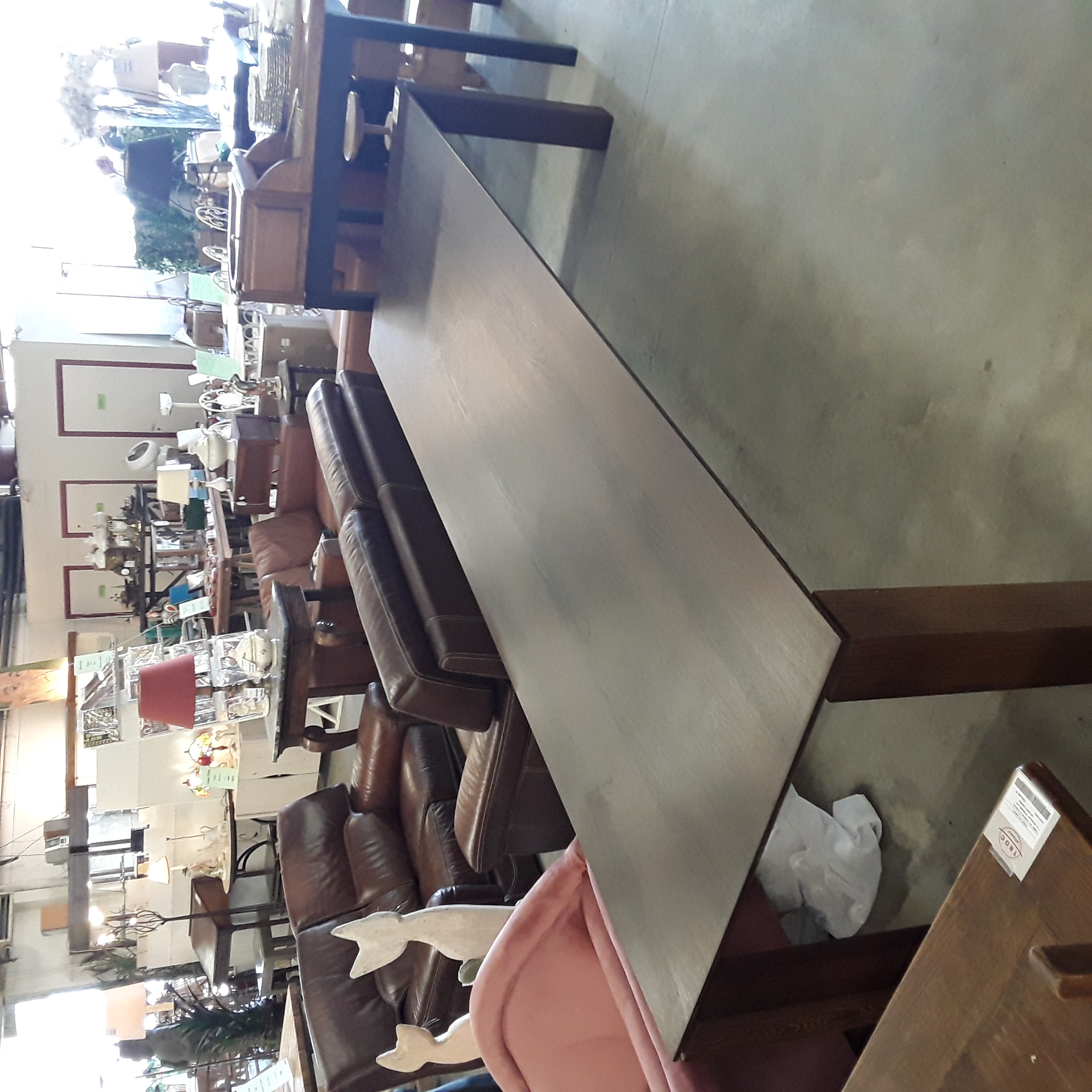 <p>Table WENGE 100x300cm<br />595,00 € T.T.C<br /><a href="/Article/124080?type=depose" style="color:white;" target="_blank">Lien vers l'article</a></p>