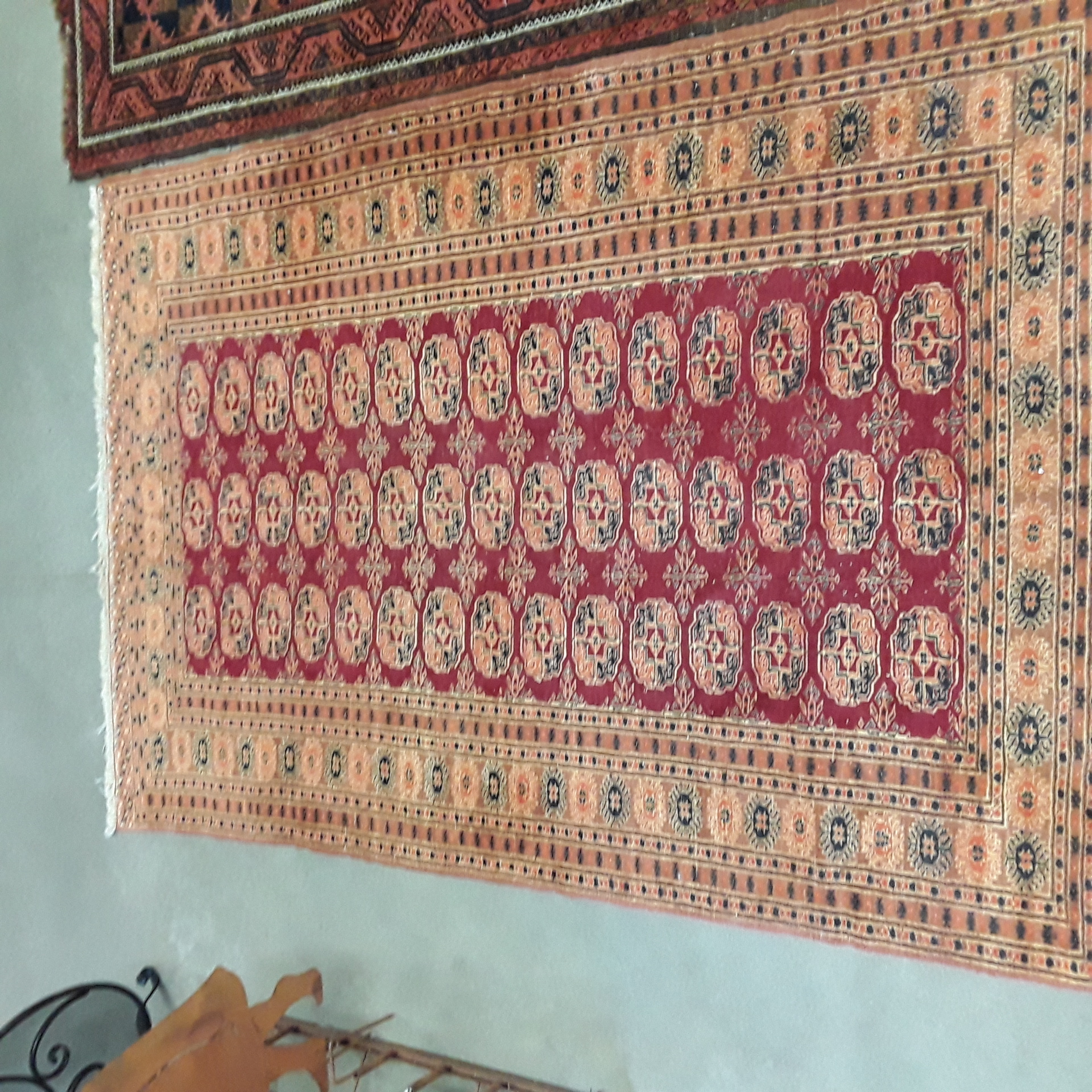 <p>Tapis 130 x 190 cm déco <br />oriental orange<br />60,00 € T.T.C<br /><a href="/Article/124484?type=depose" style="color:white;" target="_blank">Lien vers l'article</a></p>
