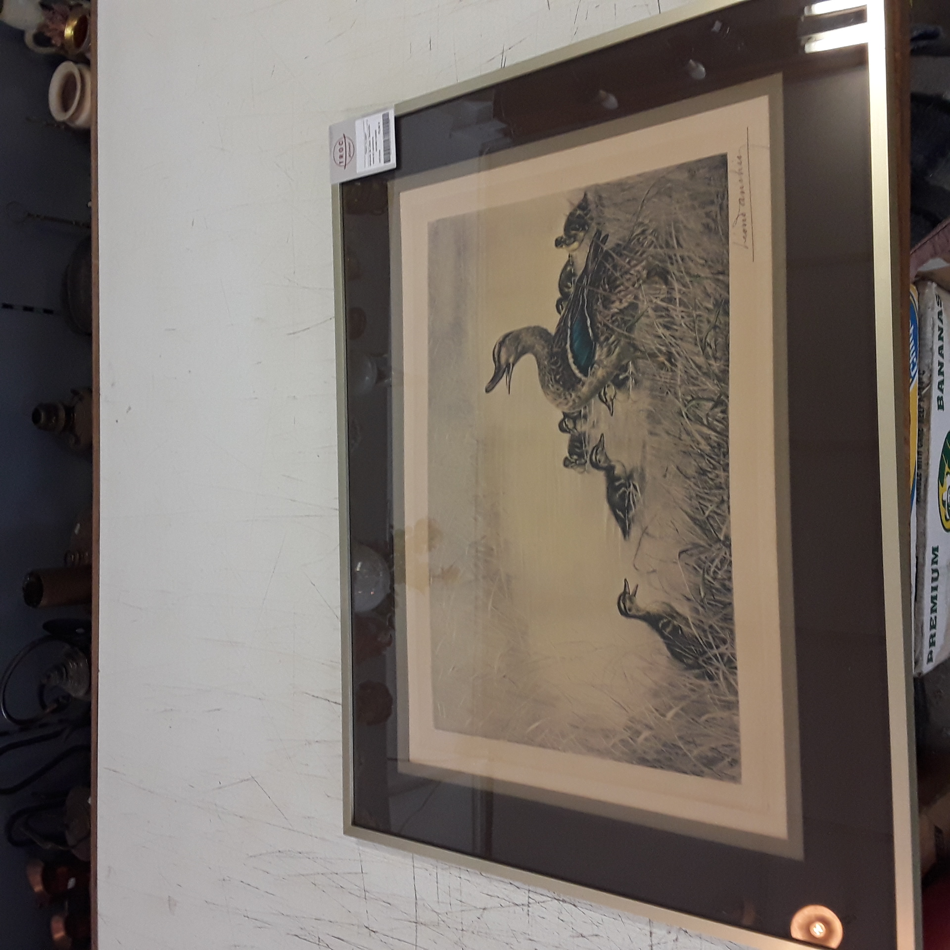 <p>gravure de Léon  Danchin <br /> cane et canetons<br />70,00 € T.T.C<br /><a href="/Article/124058?type=depose" style="color:white;" target="_blank">Lien vers l'article</a></p>