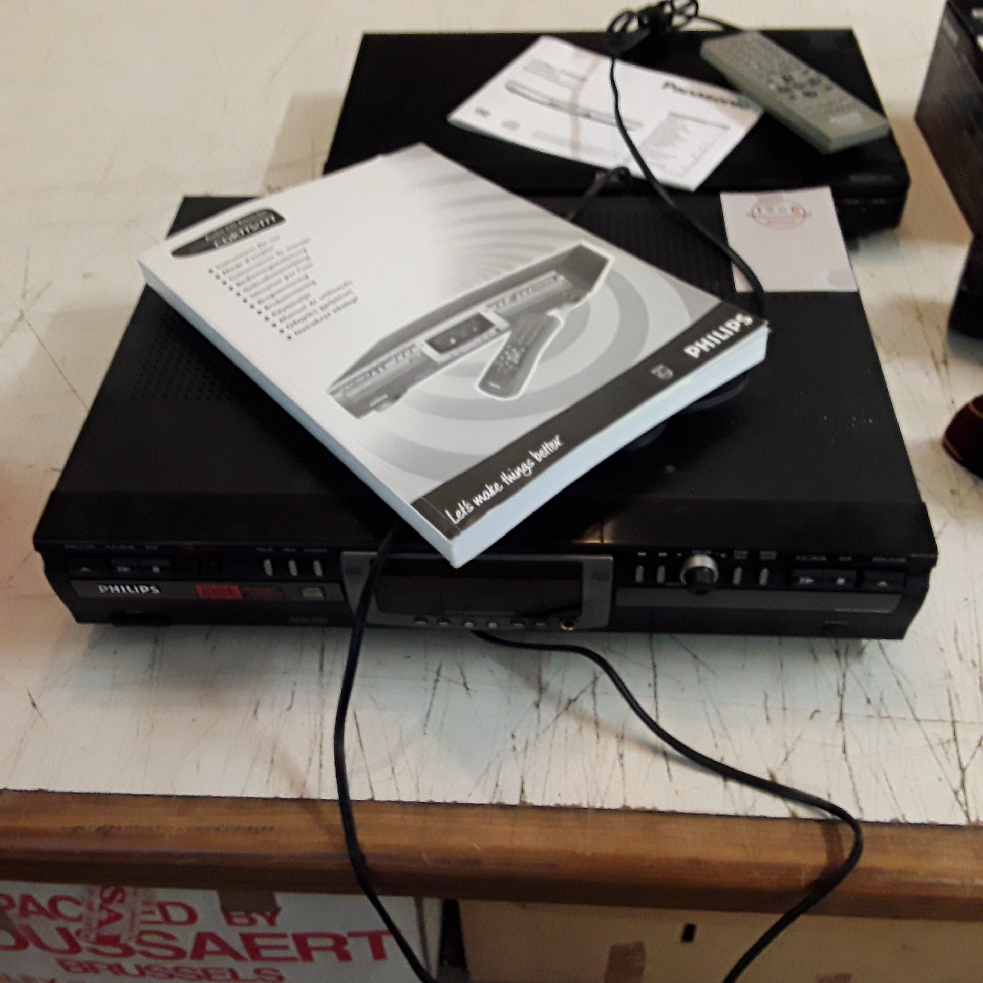 <p>Audio CD Recorder Pilips<br />CDR775/777<br />12,00 € T.T.C<br /><a href="/Article/121614?type=depose" style="color:white;" target="_blank">Lien vers l&#39;article</a></p>