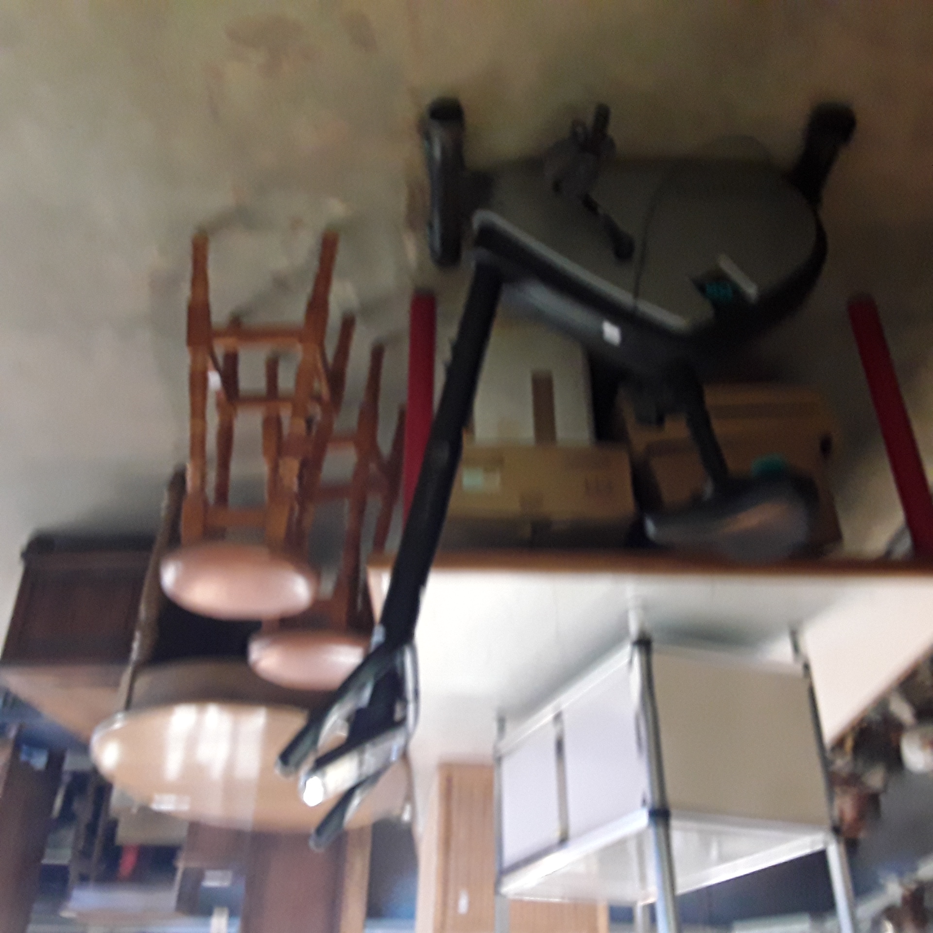 <p>Vélo d appartement<br />Essential<br />40,00 € T.T.C<br /><a href="/Article/123021?type=depose" style="color:white;" target="_blank">Lien vers l'article</a></p>