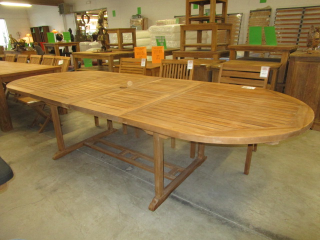 <p>Table 120 x 200/250/300 Cm<br />Teck Ovale Verona GPT31C<br />999,00 € T.T.C<br /><a href="/Article/3689?type=neuf" style="color:white;" target="_blank">Lien vers l&#39;article</a></p>